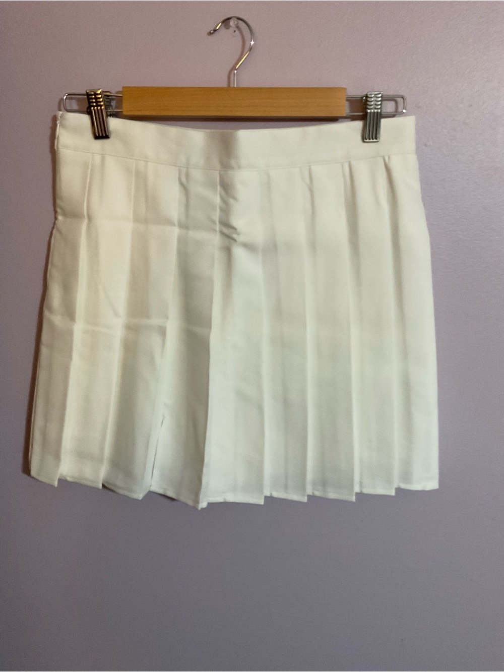PPHIRE clothing Women's White Pleated Mini Skirt